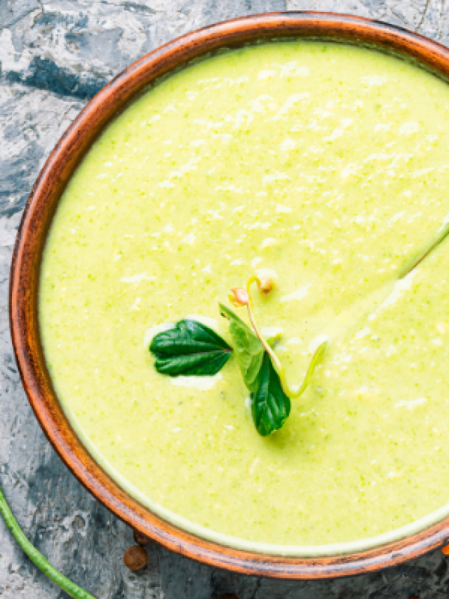 Receita de Caldo de Couve-flor e Brócolis. Receita nutritiva e cheia de sabor.