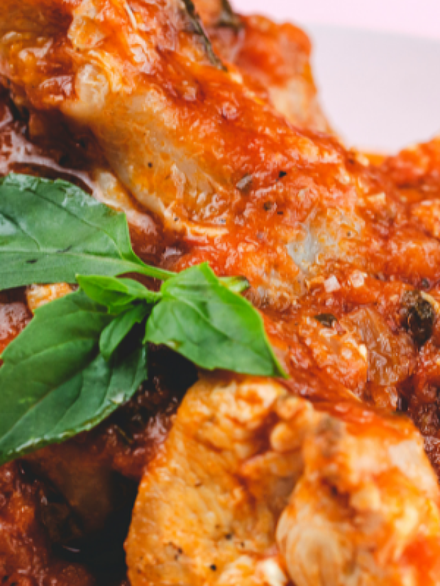 Receita de Frango Cozido ao Molho. Receita caseira irresistível e suculenta.
