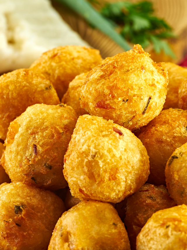 Receita de Bolinho de Chuchu. Receita econômica e deliciosa.