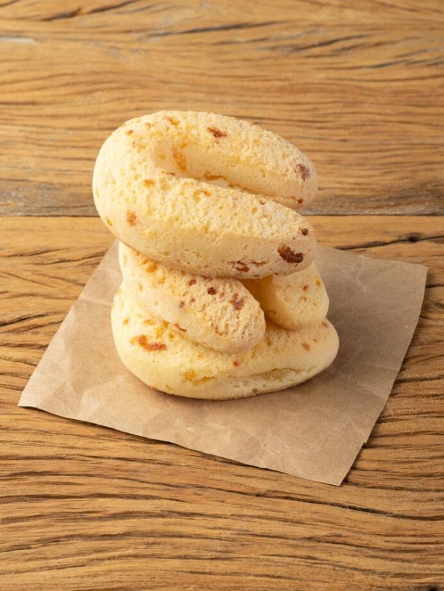Receita de Chipa Paraguaia. Uma delícia que é só misturar tudo e colocar para assar
