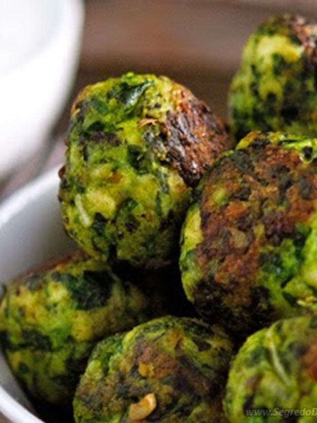 Receita de Bolinho de Brócolis, receitinha saudável e vegetariana que ninguém resiste