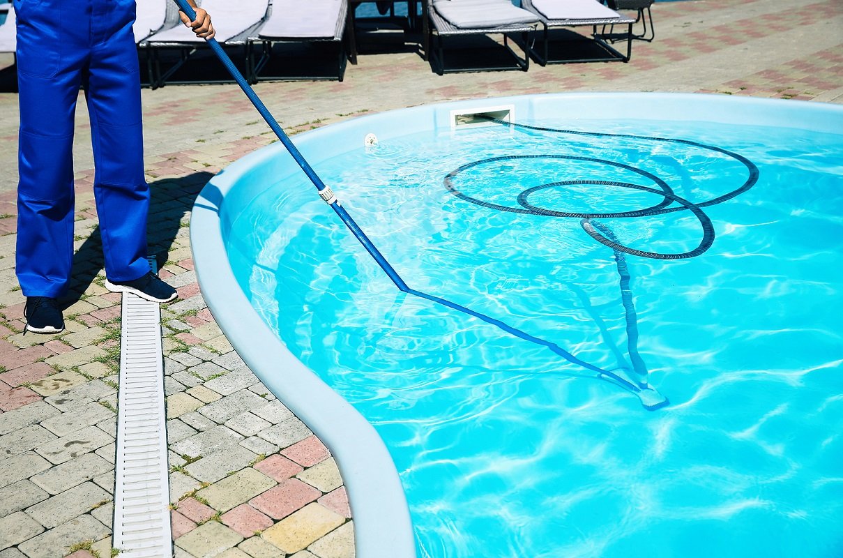 limpar piscina